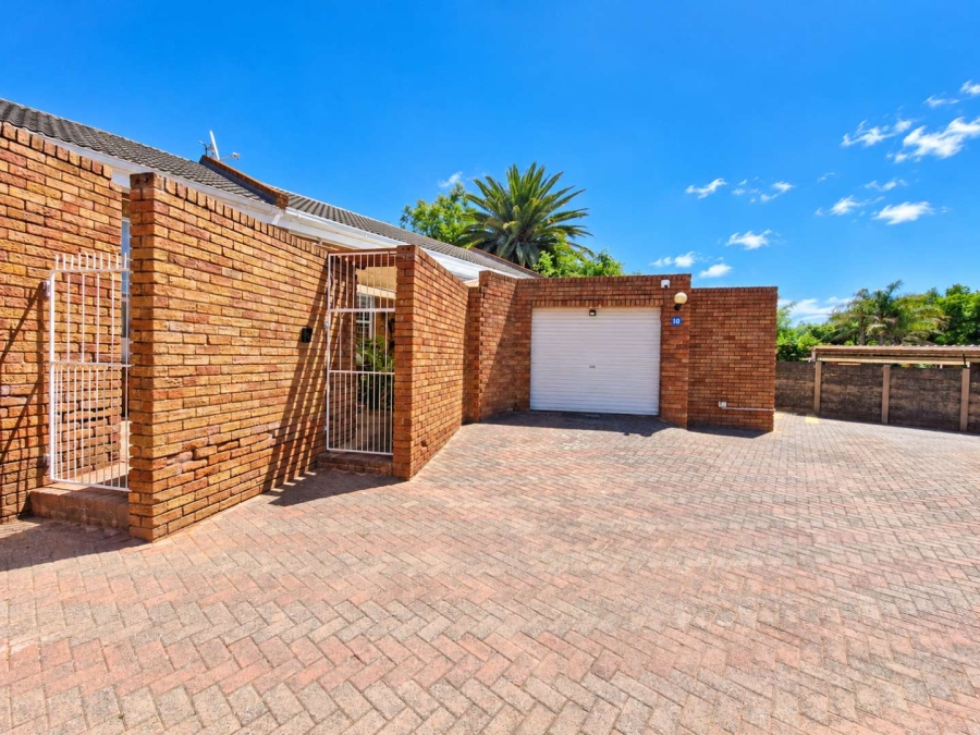 2 Bedroom Property for Sale in Navalsig Free State
